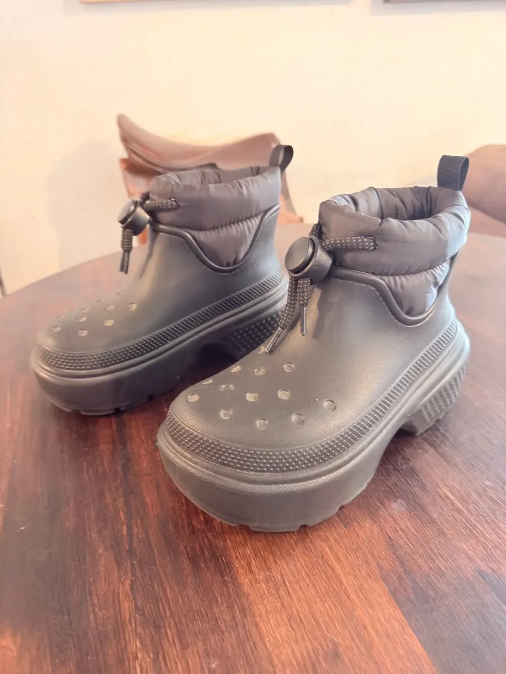 Nwot Crocs Stomp Puff Boots Black Tone Womens Size 7